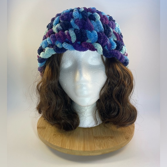 Handmade Women’s/Junior’s Winter Hat With Loopy Pom-Pom - Purple & Blue - Picture 4 of 9